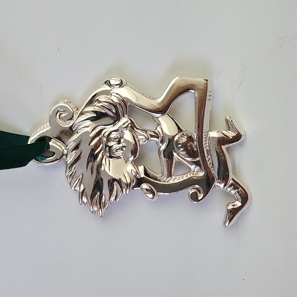 Dr. Seuss Cat in the Hat thing two ornament - Picture 1 of 5